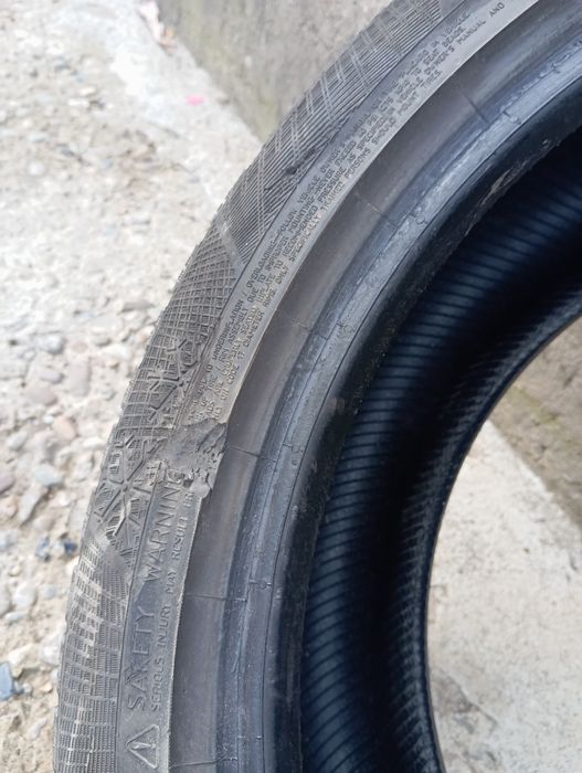 Vând un cauciuc all season 225/45/17