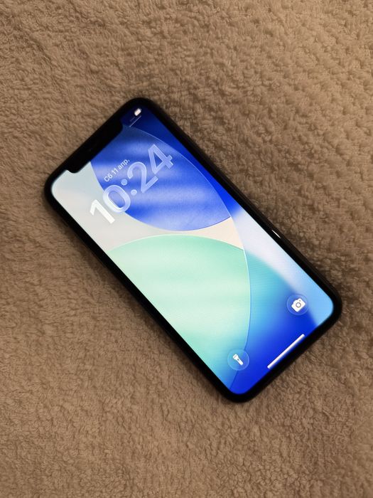 Айфон 11 в хорошем состояний