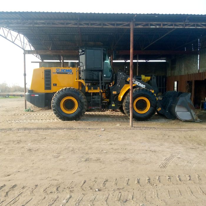 Погрузчик сотилади!!!