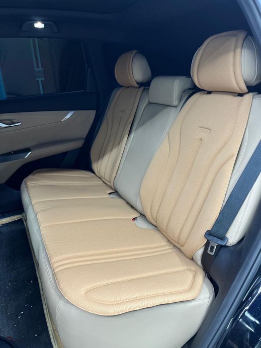 Авточехлына авто