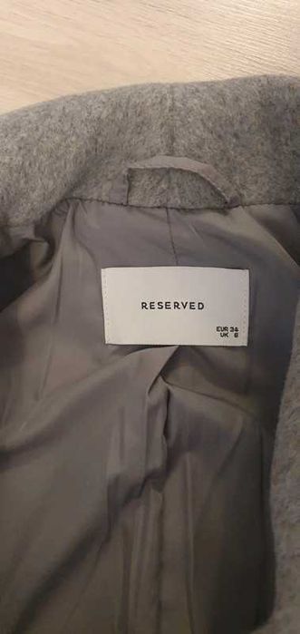 Palton nepurtat fara eticheta