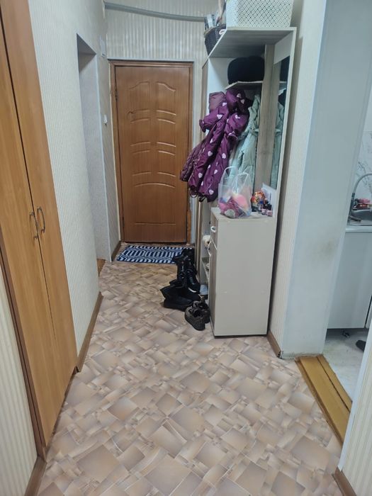 Продам трехкомнатную квартиру