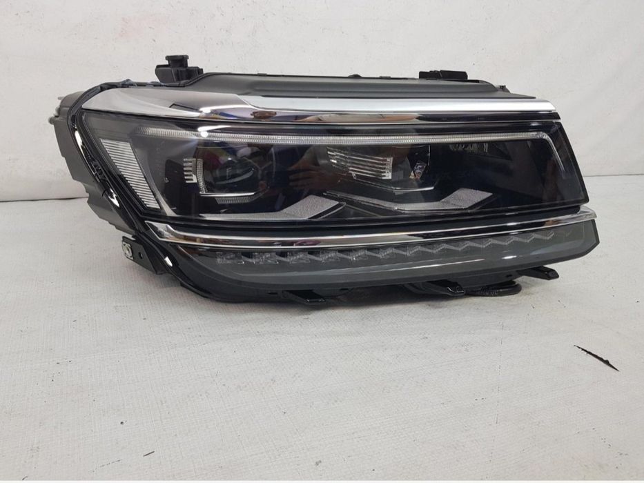 Vand faruri full led Tiguan