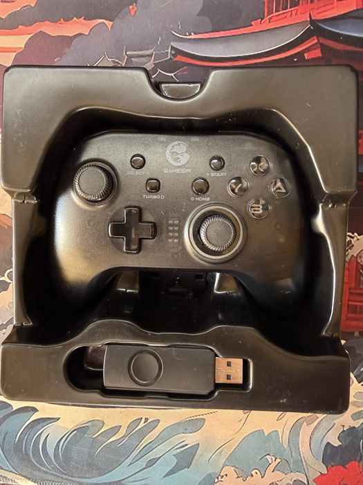 Продам Gamesir t4 pro