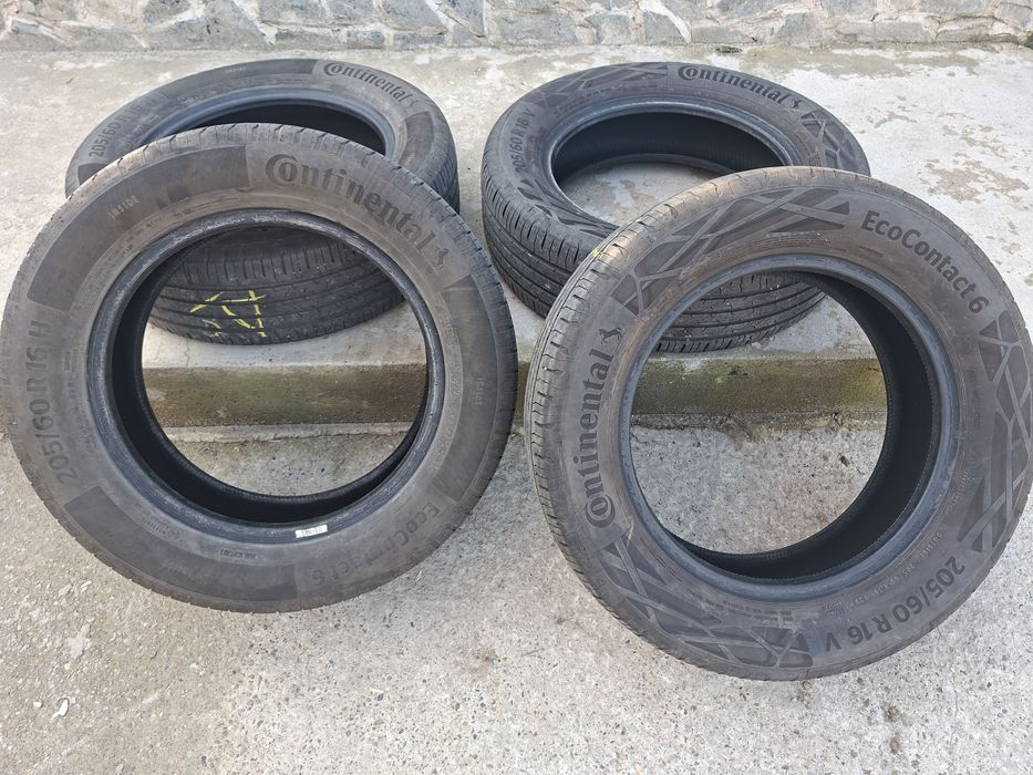 Set 4 anvelope 205 60 16 continental
