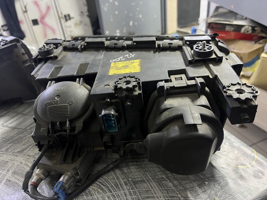 Продам фары от Bmw e 38!