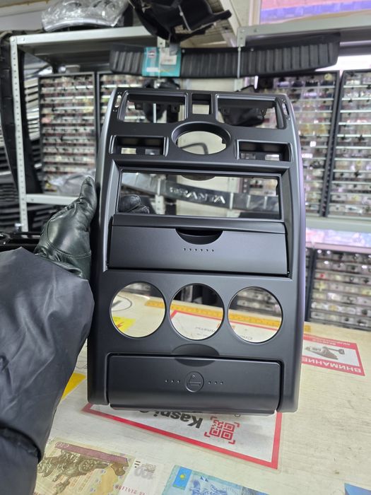 Консоль Приора 1 и 2 от 10000