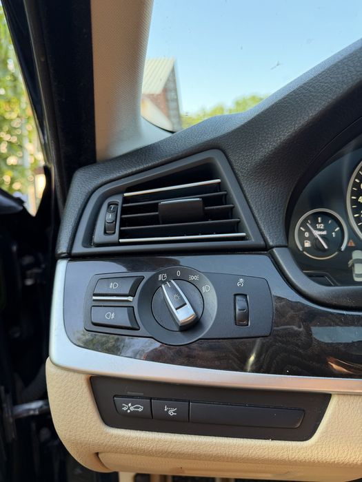 BMW 525D Xdrive 218HP heads up/Trapa/ pachet comfort