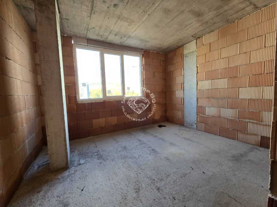 Продава 3-стаен Кайсиева градина Варна