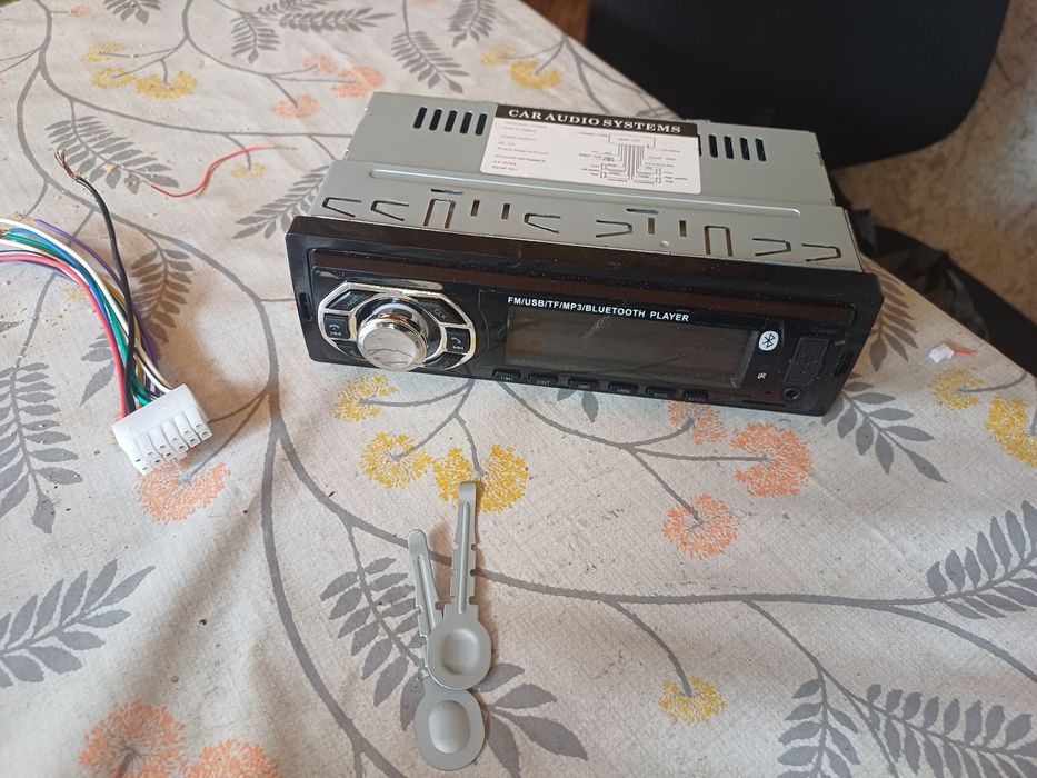 casetofon vw polo 1.2 benzina