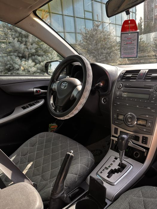 Продам Toyota Corolla 2007 год