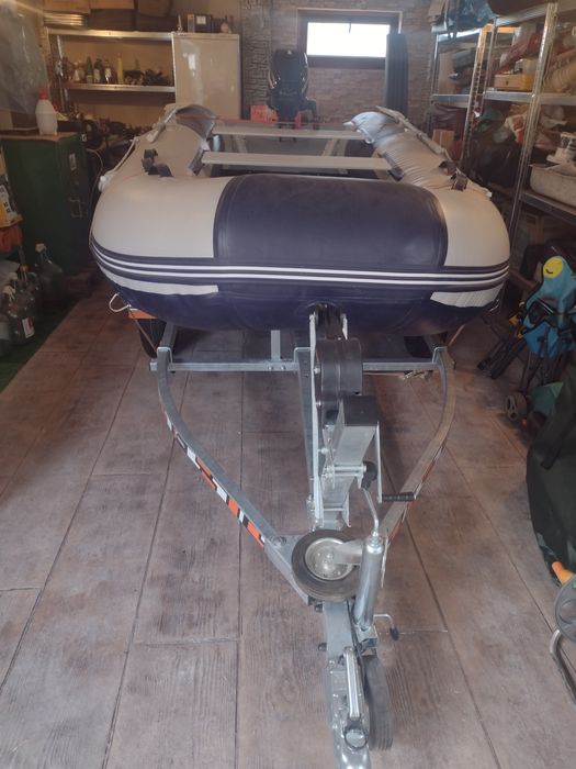 Надуваема лодка Промарин с твърдо дънно