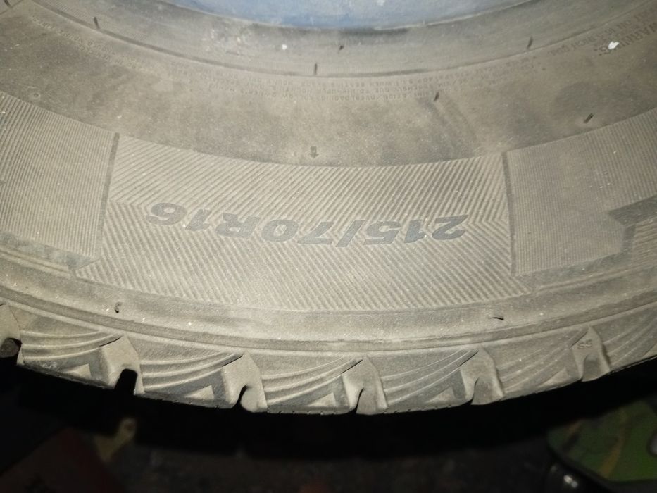 Шины б/у зимние NEXEN 215/70/16