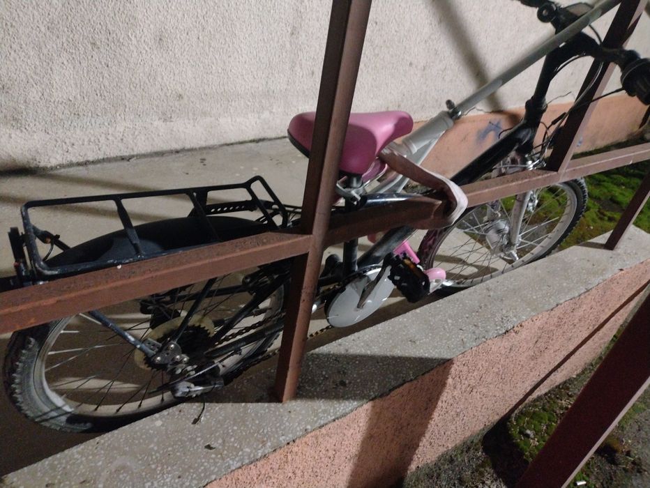 Bicicleta copii albă