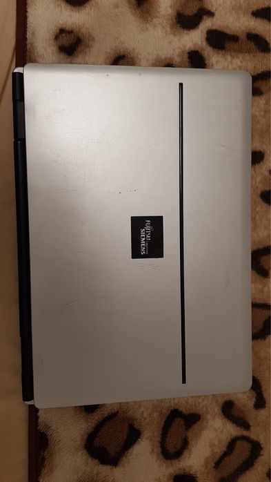 Laptop de vanzare pret 230 lei