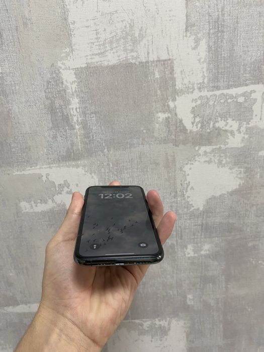 Продам Айфон 11 про