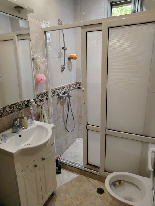 Дава се под наем Четиристаен апартамент в Пловдив, Каменица 1 - 80 кв.м за 561 € - Снимка #8