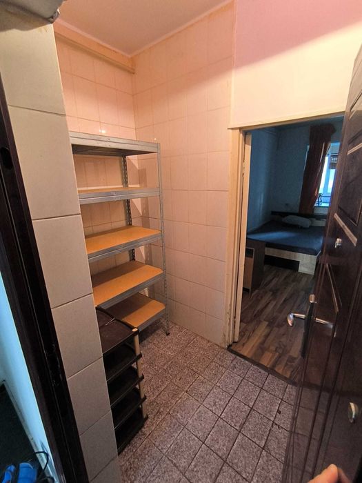 Garsoniera modesta la 7 min de metru Aparatorii Patriei