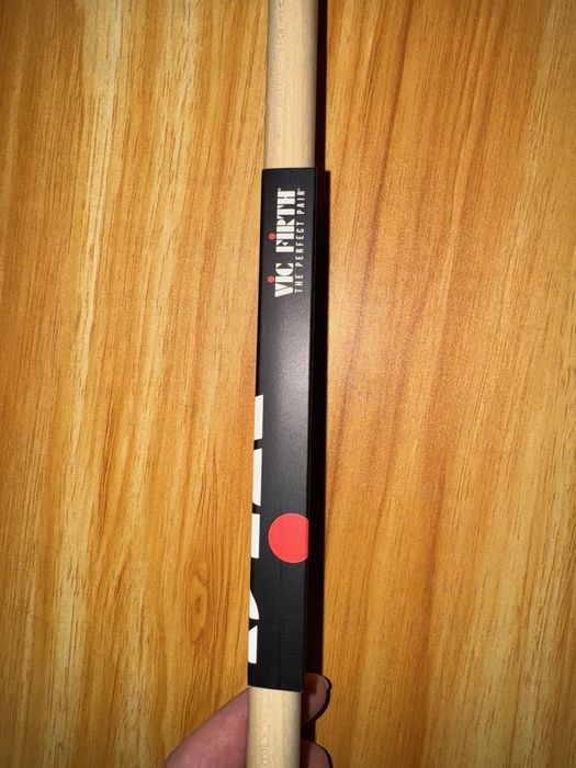 Baraban uchun  Vic Firth 5a tayoqchalari
