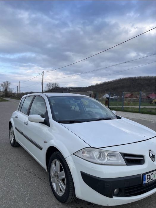 RENAULT Megane