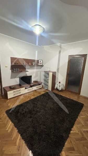 Продава се Четиристаен апартамент в Бургас, Възраждане - 100 кв.м за 1400 €/кв.м - Снимка #3