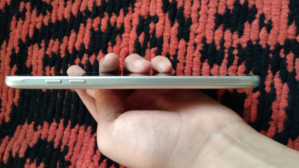 Samsung galaxy J7 коробка бор