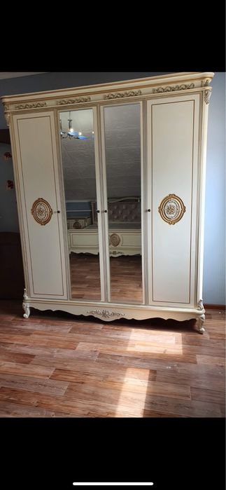 Спальне гарнитур сатылады