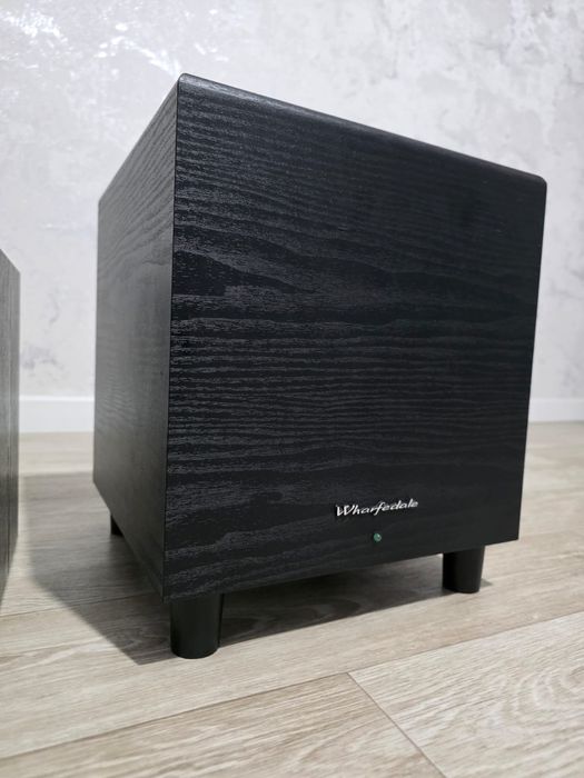 Продам весь сет колонки и сабвуфер