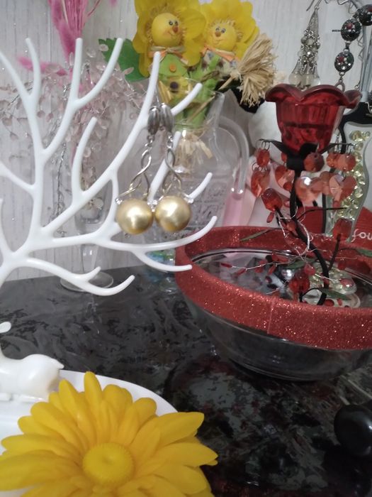 Новые КАЧЕСТВЕННЫЕ  красивые серги ,бижутерия nature .