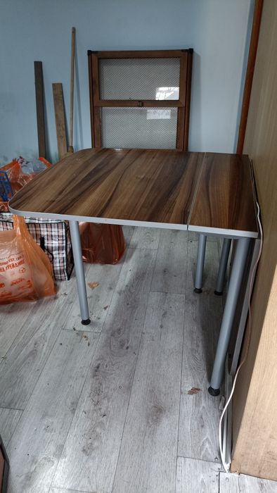 Срочно продам раскладной стол