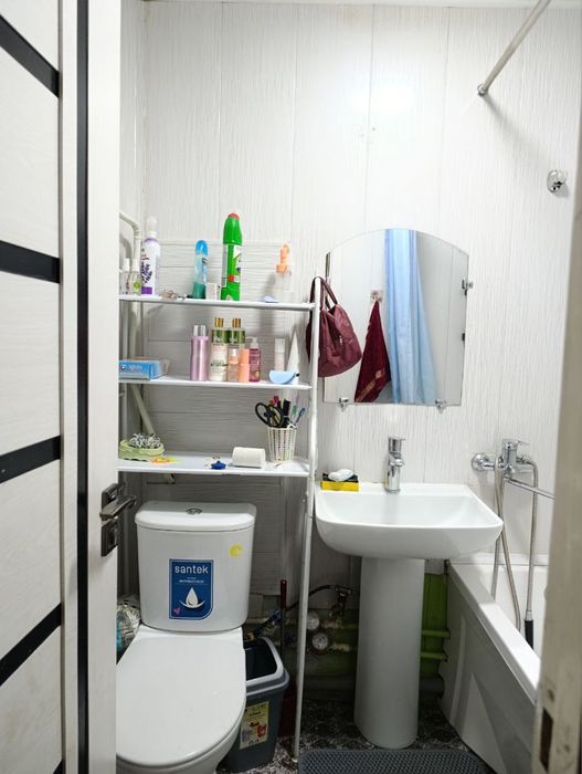 Olmazor tumani qora qamish 1/1  1/5/5. 40kv