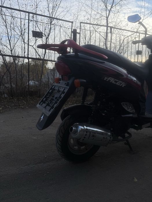 Продаю скутер racer sagita