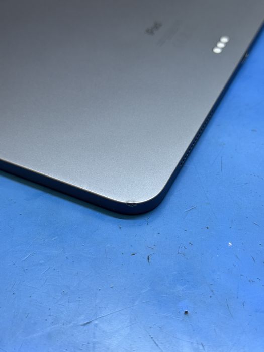 iPad Pro 12.9 3rd gen 512GB Wi-Fi + Smart Keyboard Folio