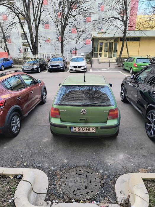 Auto VW Golf 1.9 TDI 2000
