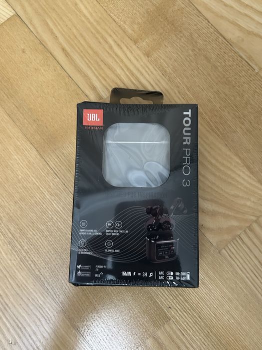 JBL Tour Pro 3  – Noi | Smart Charging Case | ANC 2.0 | Hi-Res Audio