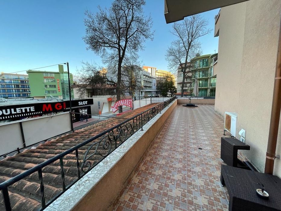 Продава се Двустаен апартамент в к.к. Слънчев бряг - 86 кв.м за 1047 €/кв.м - Снимка #1