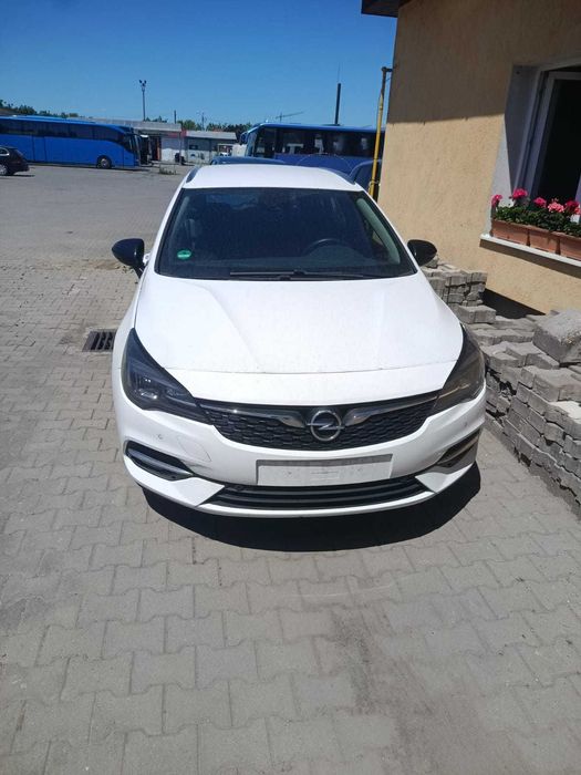 Autoturism marca OPEL ASTRA