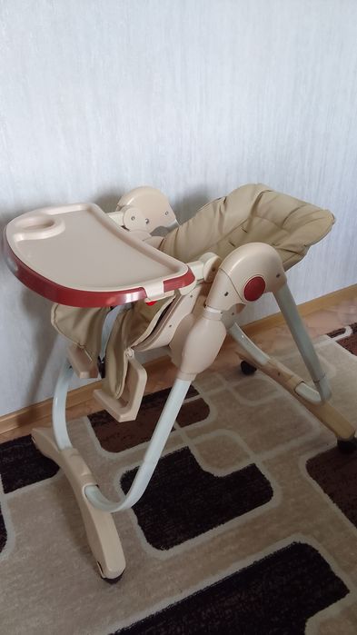 Продам стульчик для кормления