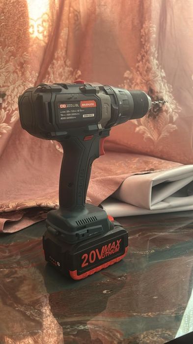 Продам бесщеточный шуруповёрт Алтеко