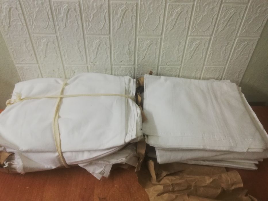 Простыни белые, новые СССР.