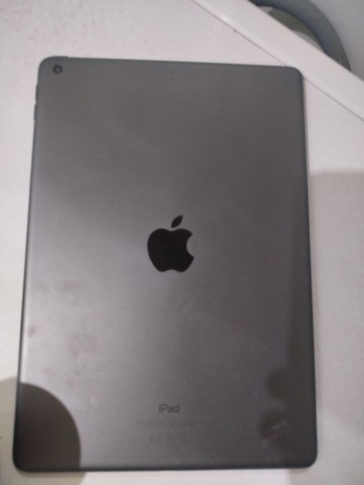 Продам ipad 9поколения