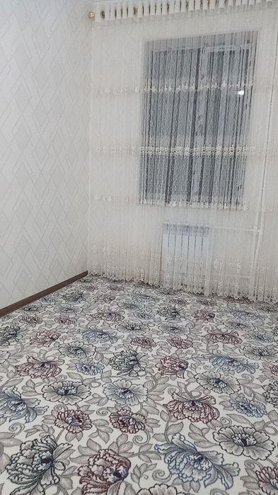 Гулистон . новостройка томонда янги люксовой дом 3 хонали 4- етажида