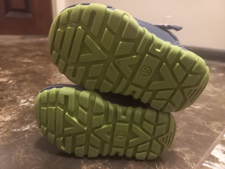 Зимни боти размер 19