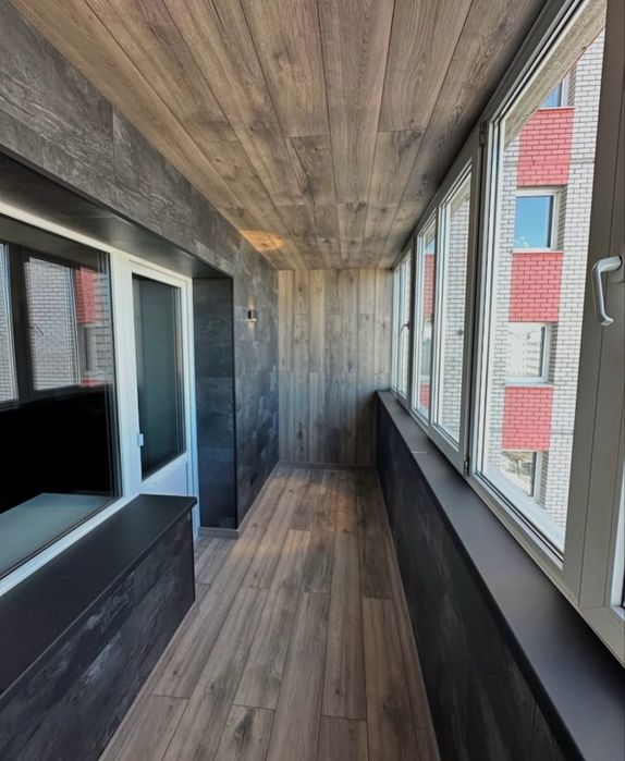 Обшивка балкона под ключ