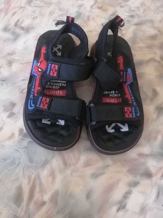 Сандалии детские б/у. Размер 31