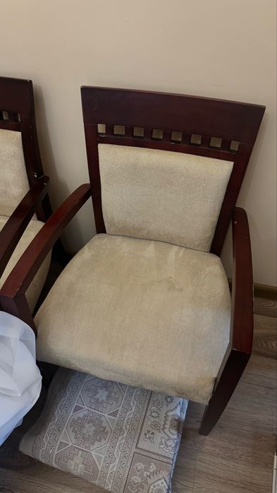 Продам стулья хорошие