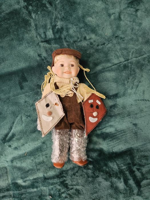 Кукли порцеланови