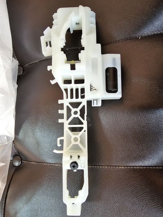 Кронштейн ручки двери элантра