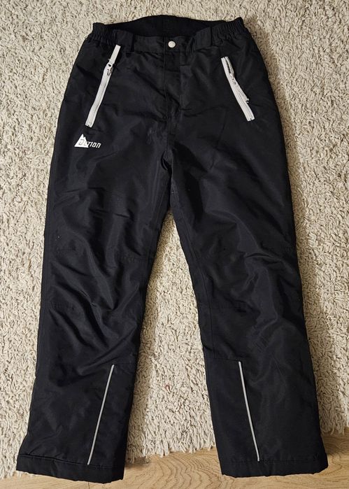 Geaca și pantaloni de schi/iarna