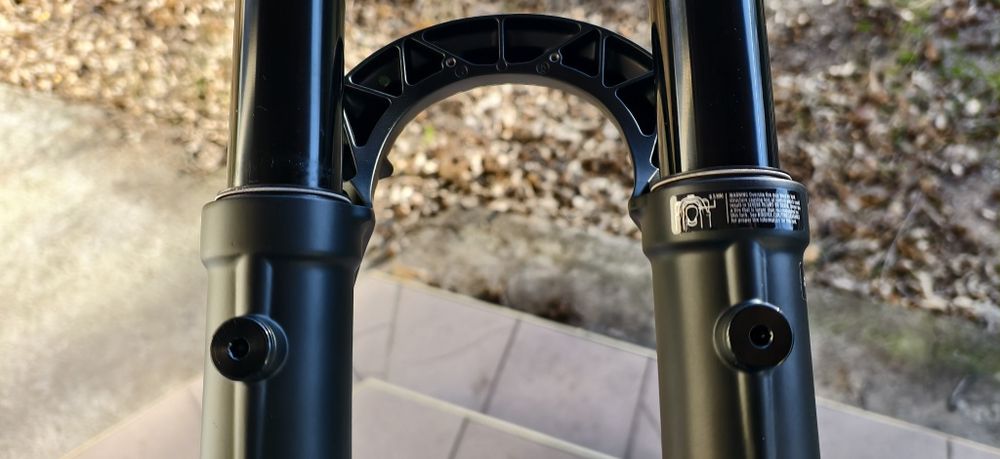 Нова FOX RACING SHOX 38 FLOAT Rhythm 27.5" 170mm GRIP BOOST 15x110mm